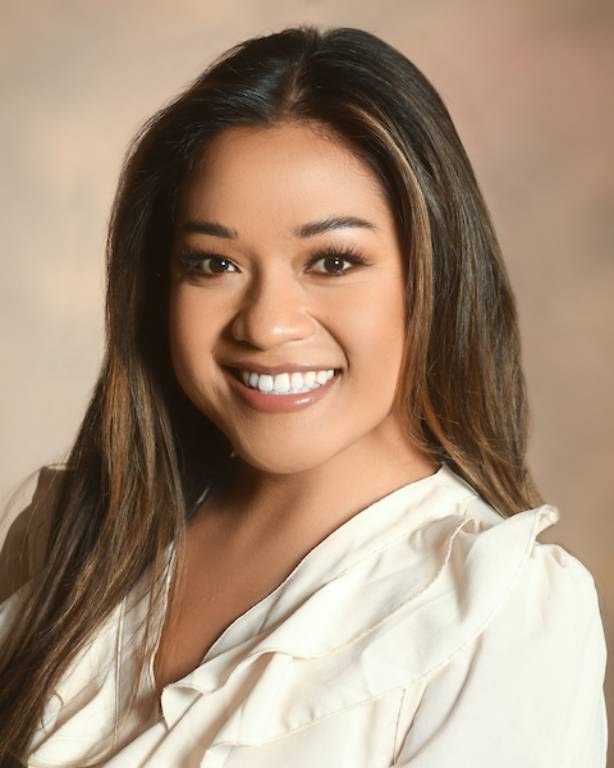 Dr. Jessica Valles