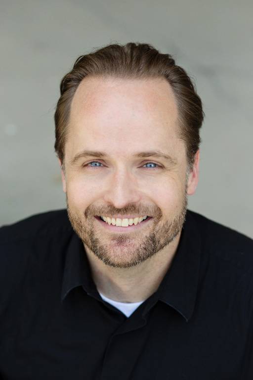 Photo of Dr. Jonathan Yarrington