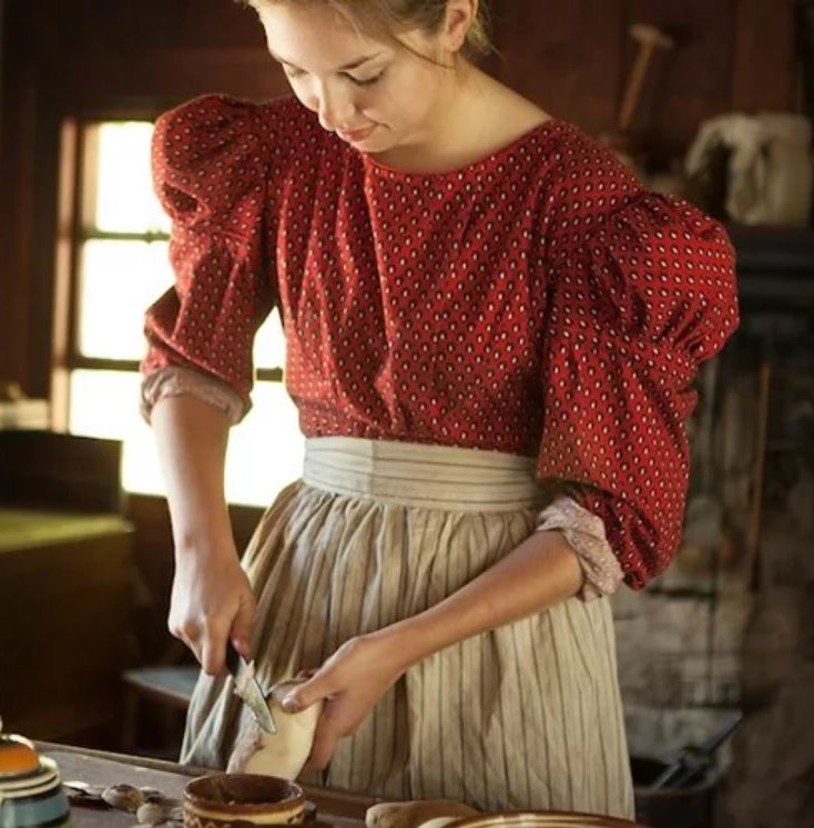Public History Interpreter in Period Clothing Public History Interpreter in Period Clothing