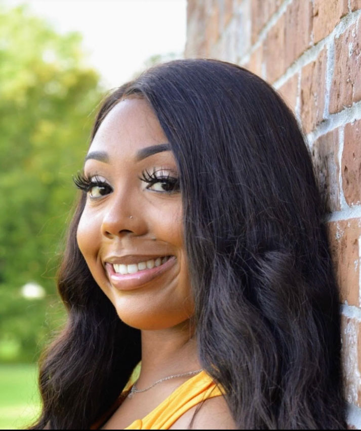 Ayshia Robertson USM Social Work Intern