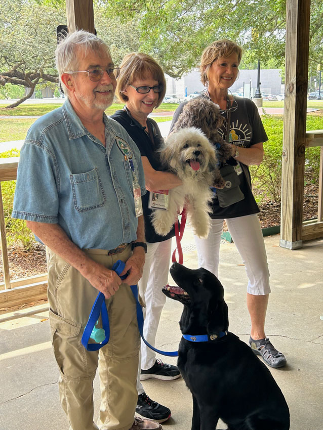 Therapy Dogs Gulf Park