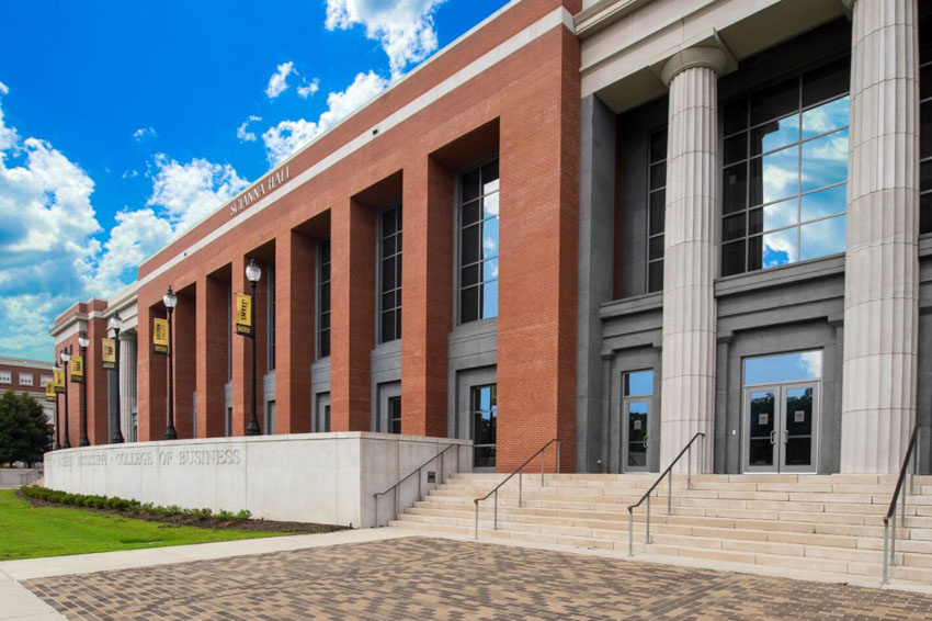 Scianna Hall