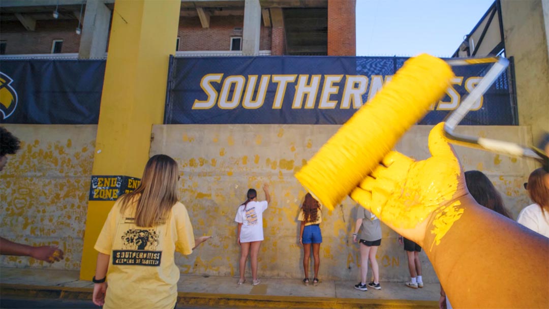 Painting the Eagle Walk
